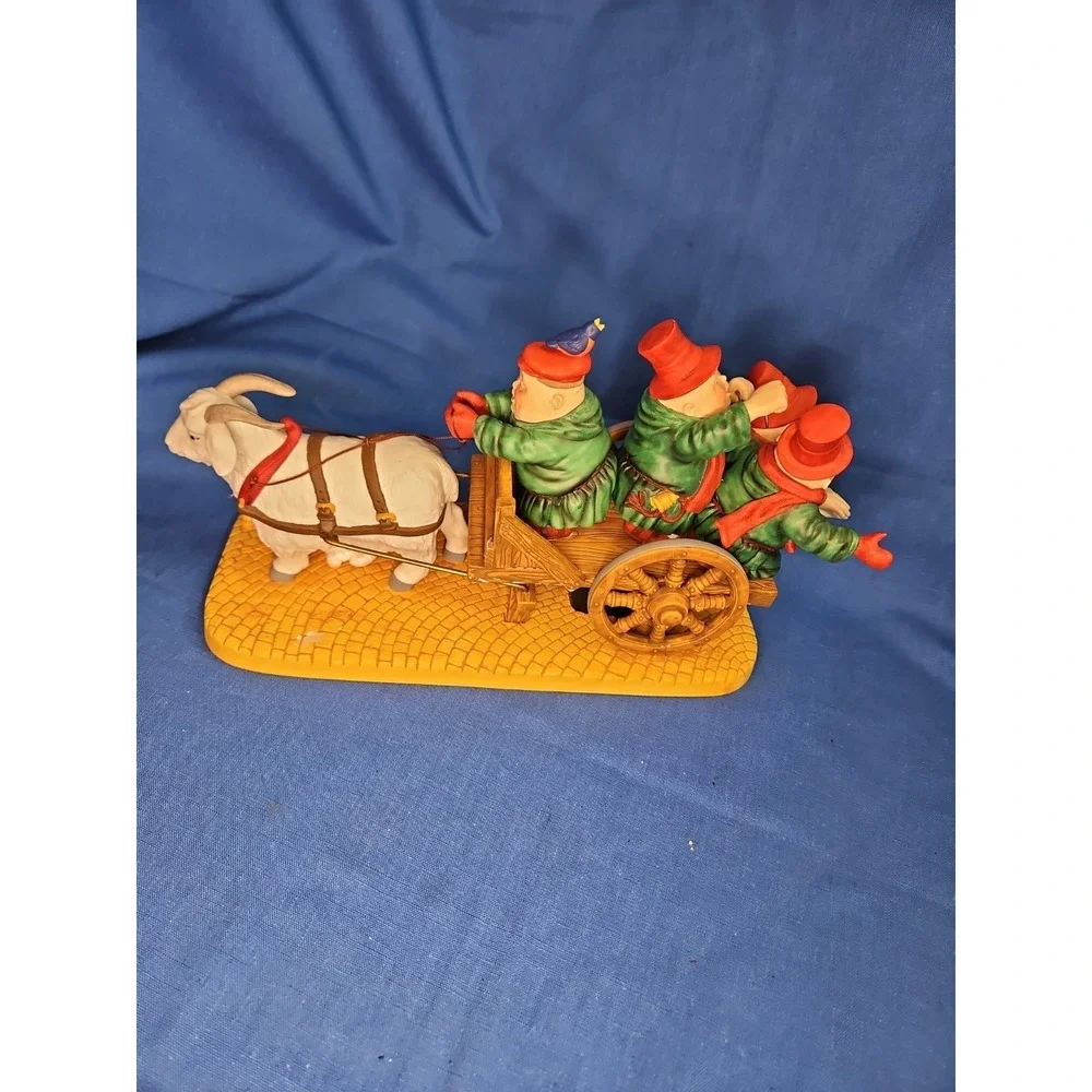 Dept 56 Christmas MERRY MAKERS Merrily We Roll Along Carolers Choir Monks 14x7